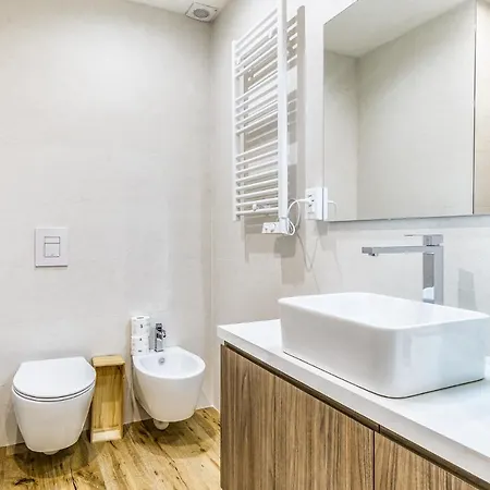 Nuovo Appartamento Ristrutturato - Santa Croce Apartment